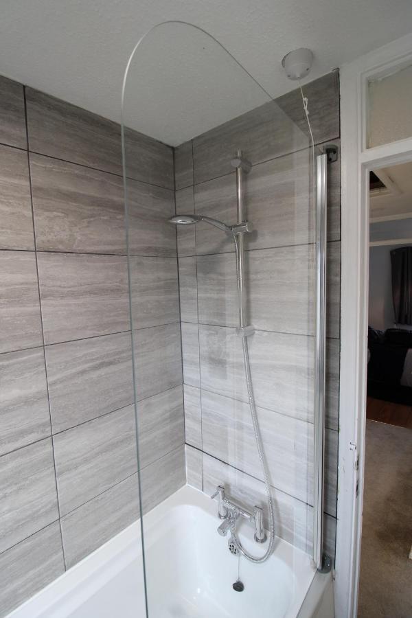 Appartamento Virexxa Aylesbury Centre Esterno foto